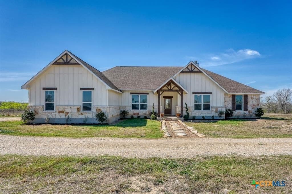 10.39 acres in Guadalupe County - photo 2
