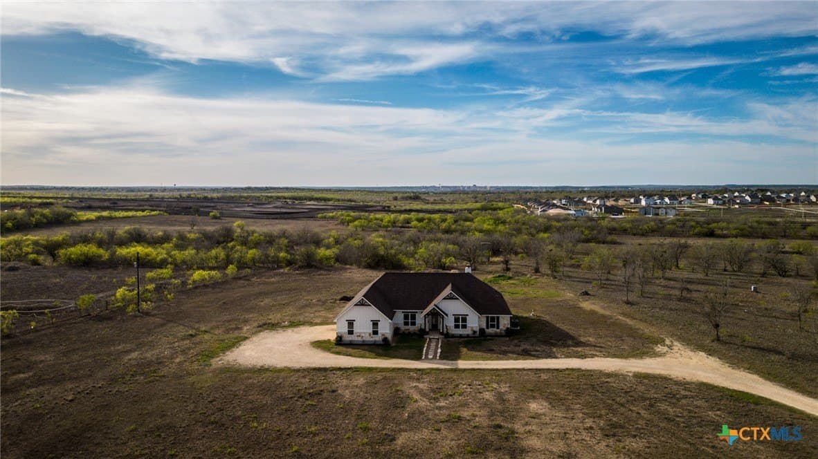10.39 acres in Guadalupe County - photo 31