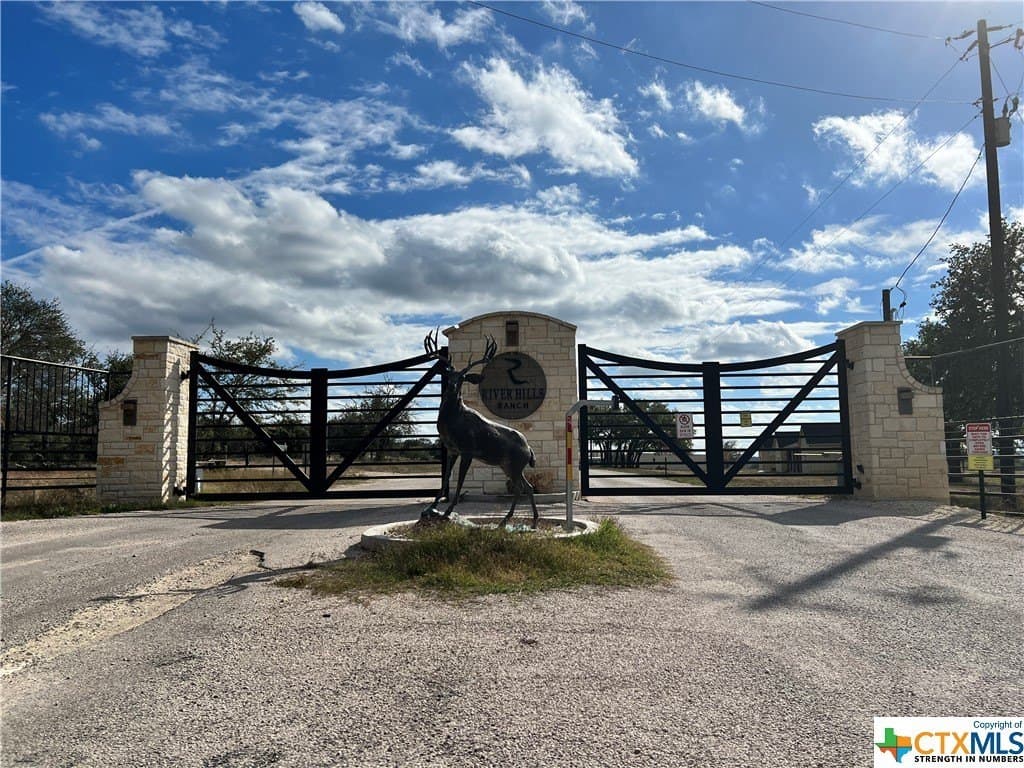 5.82 acres in Texas County - photo 2