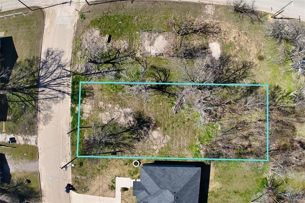 0.16 acres in Navarro County - photo 2