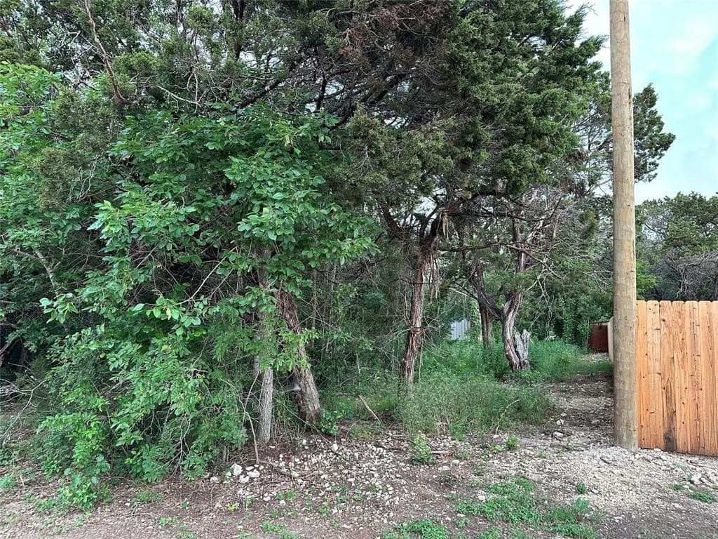0.4 acres in Hill County - photo 2