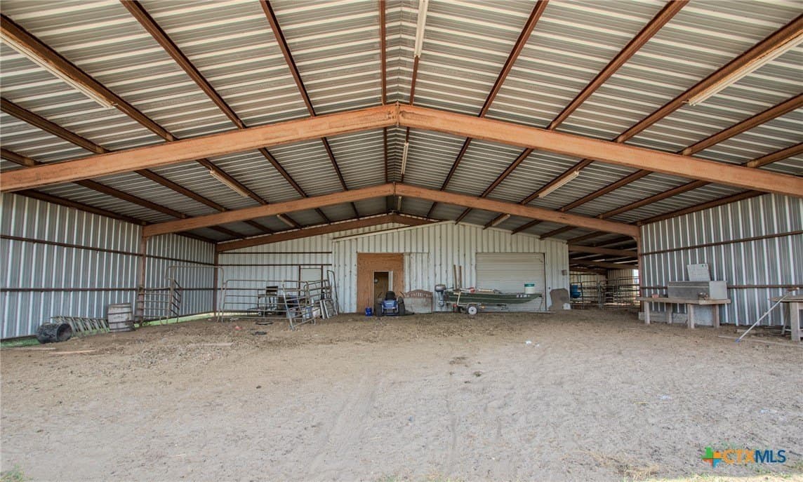25.44 acres in Victoria County - photo 30