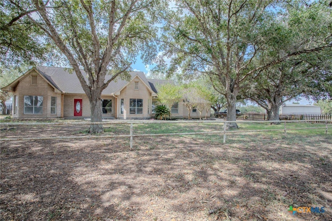25.44 acres in Victoria County - photo 4