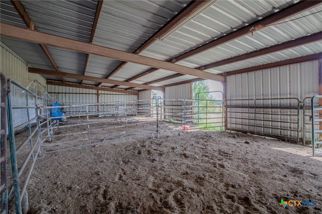 25.44 acres in Victoria County - photo 31