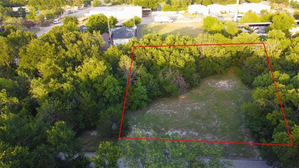 0.35 acres in Dallas County - photo 2