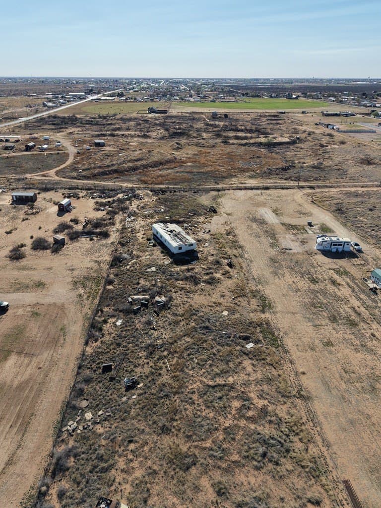 2 acres in Andrews County - photo 2