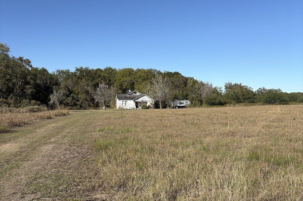 9.27 acres in Lavaca County - photo 3