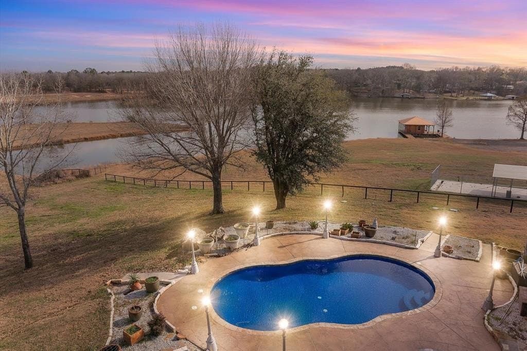20 acres in Smith County - photo 6