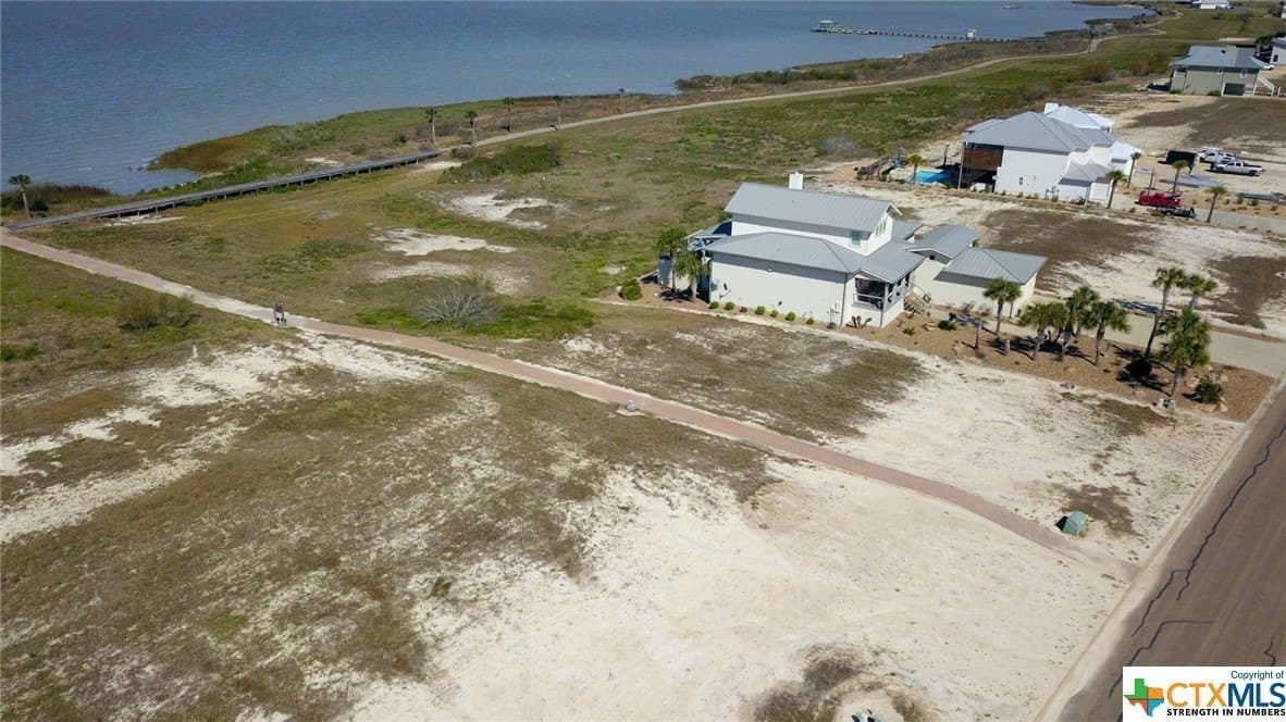 0.72 acres in Calhoun County - photo 4
