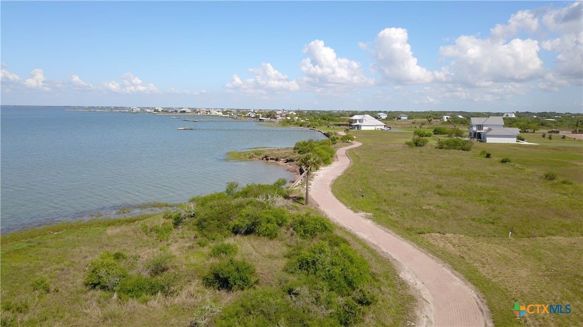 0.72 acres in Calhoun County - photo 7