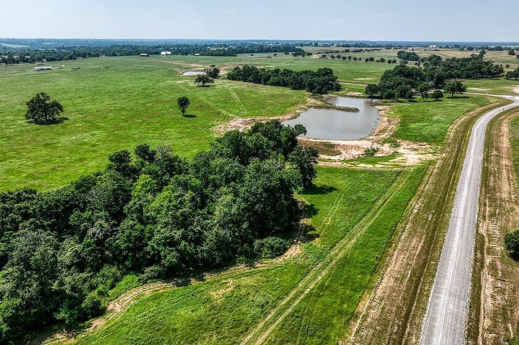 23.19 acres in Washington County - photo 2