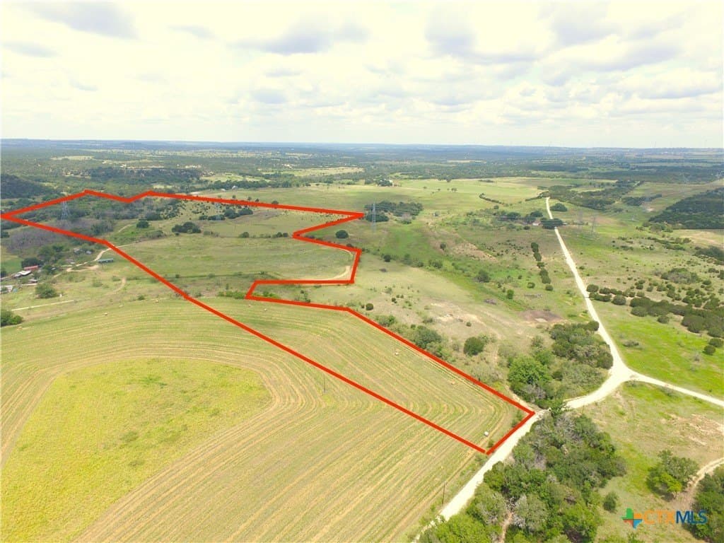 49 acres in Lampasas County - photo 2