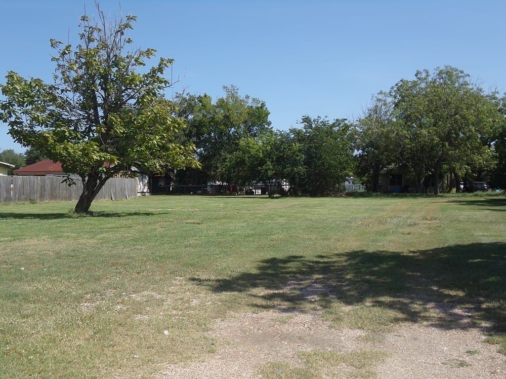 0.14 acres in Colorado County - photo 3