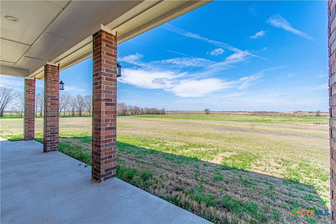 27.65 acres in McLennan County - photo 3