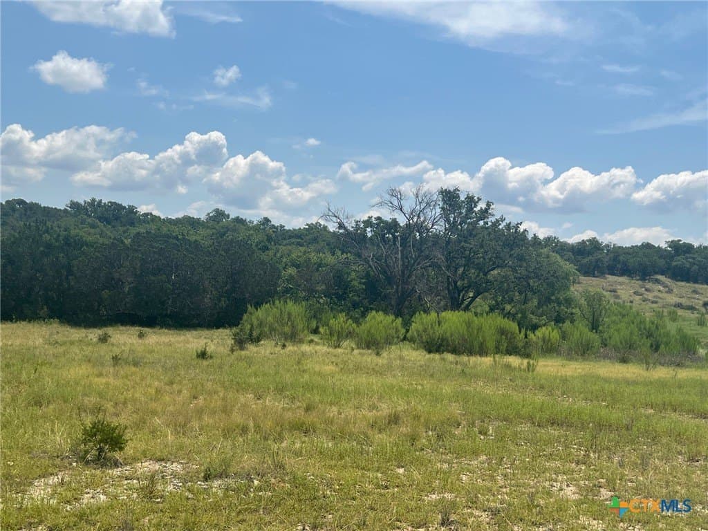 5.04 acres in Lampasas County - photo 4