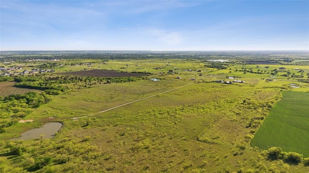 135.87 acres in Ellis County - photo 33