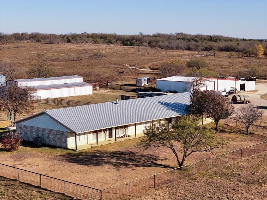 135.87 acres in Ellis County - photo 13