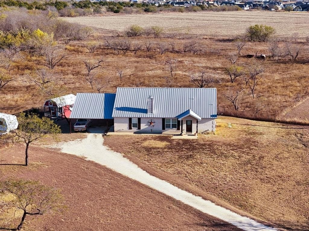 135.87 acres in Ellis County - photo 18