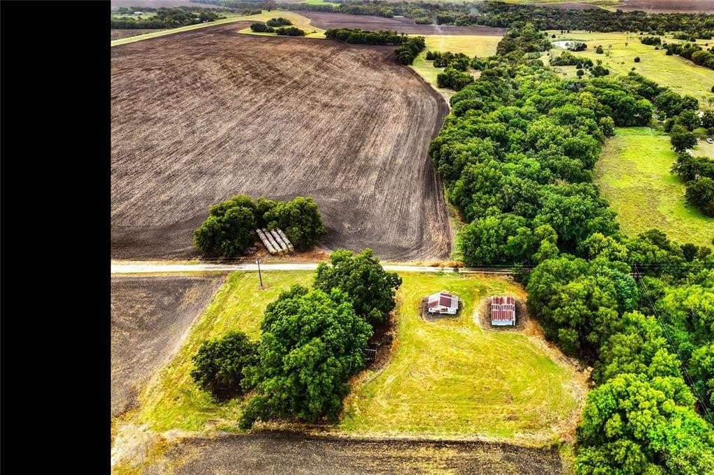 39.64 acres in Hill County - photo 12