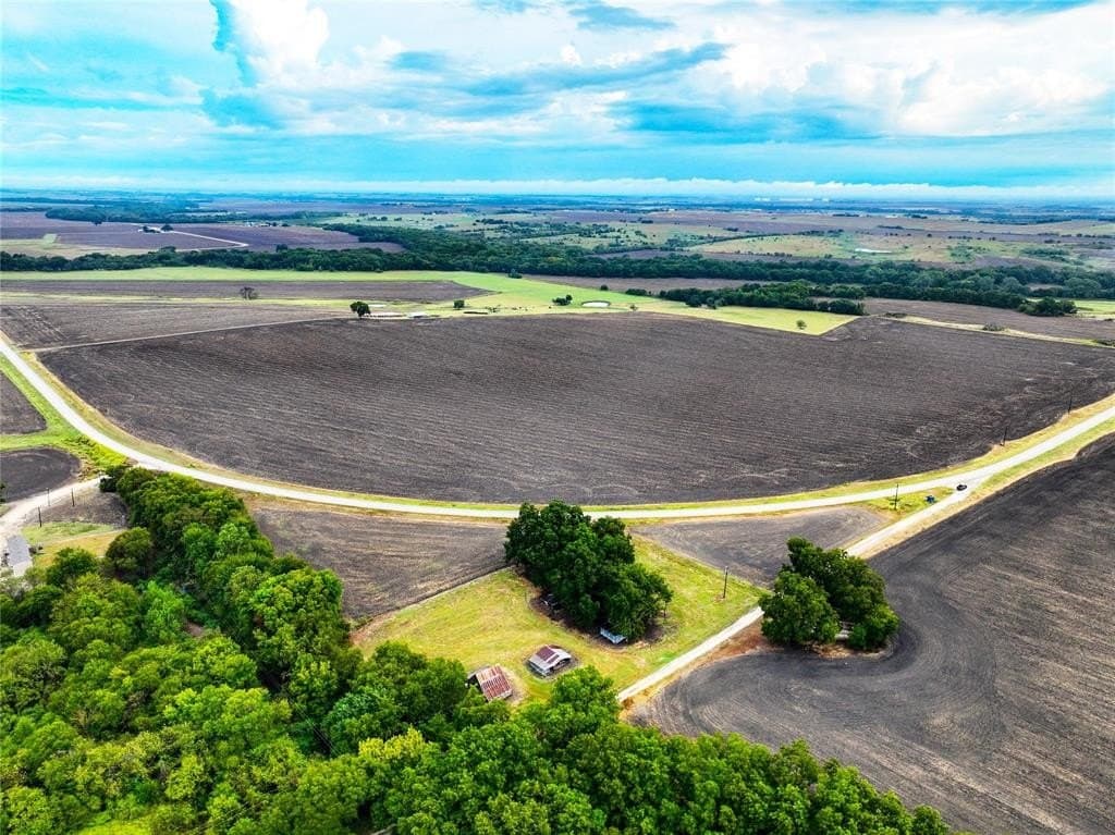 39.64 acres in Hill County - photo 15