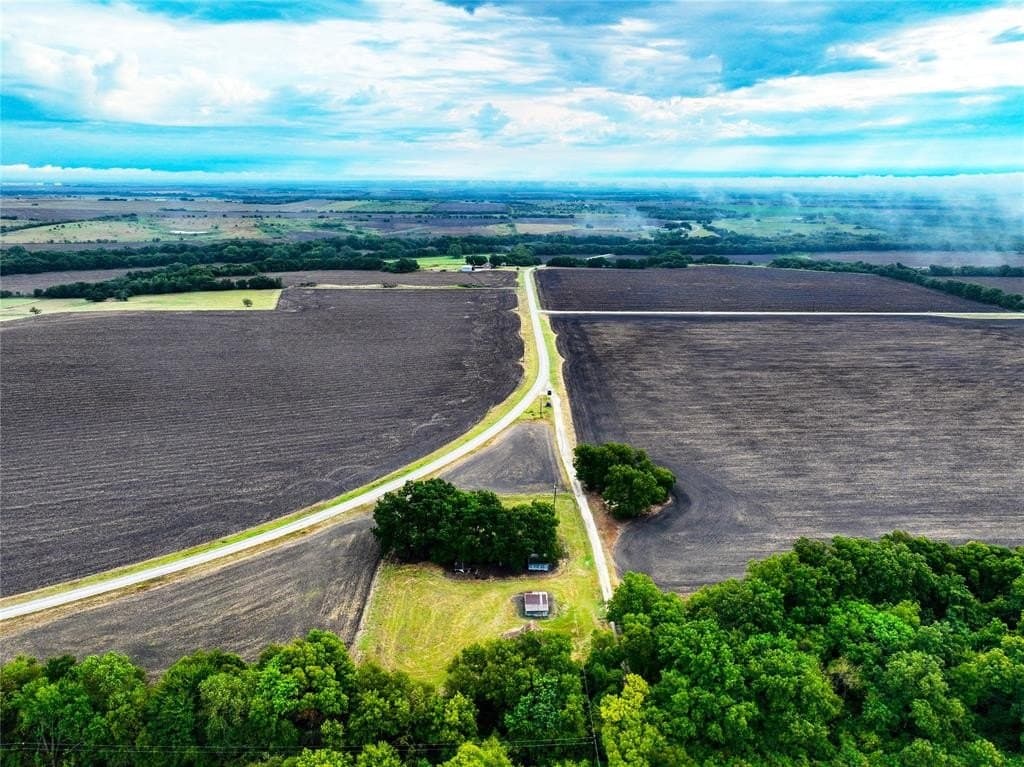 39.64 acres in Hill County - photo 16
