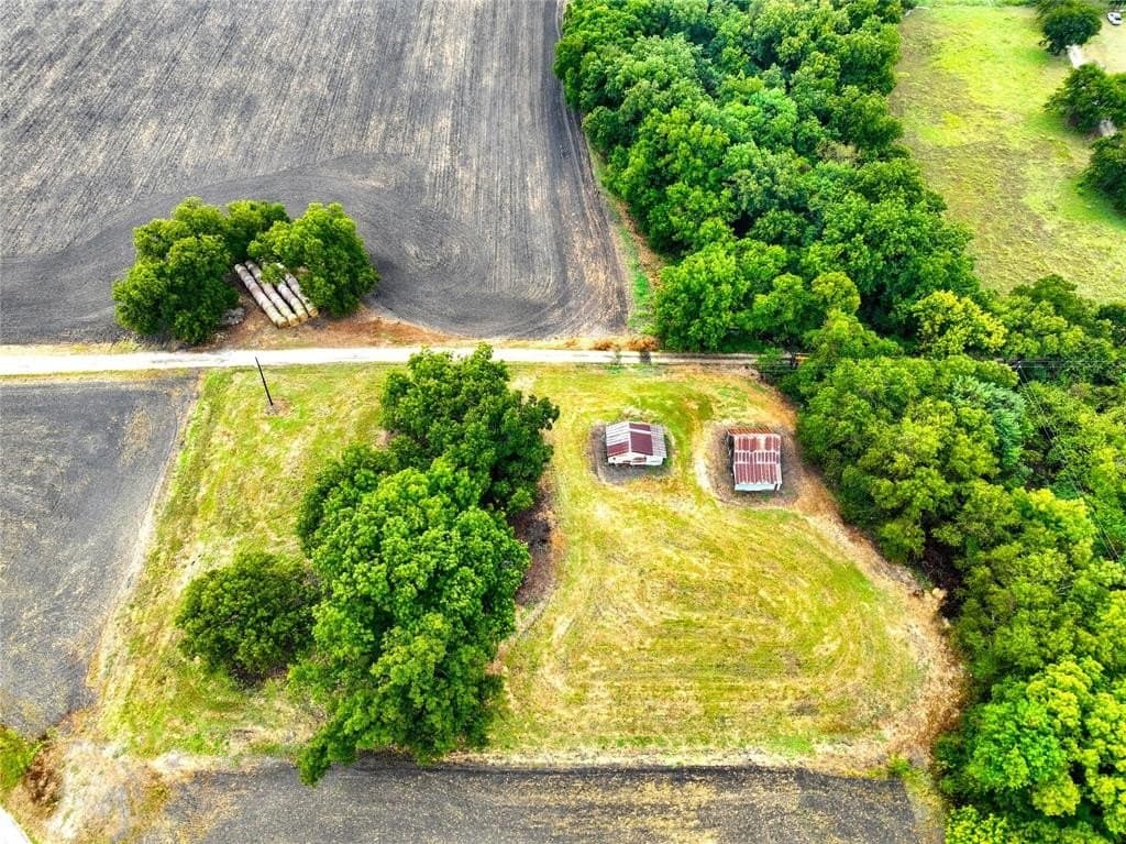 39.64 acres in Hill County - photo 14