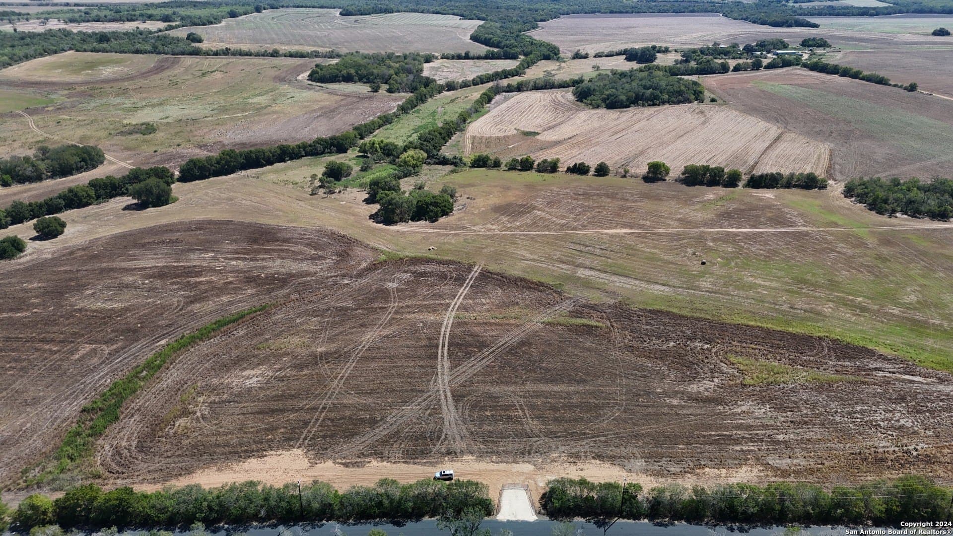 269.39 acres in Bexar County - photo 5