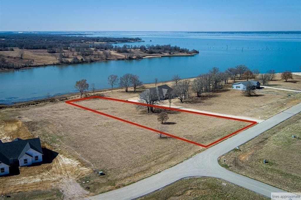 1.05 acres in Navarro County - photo 4