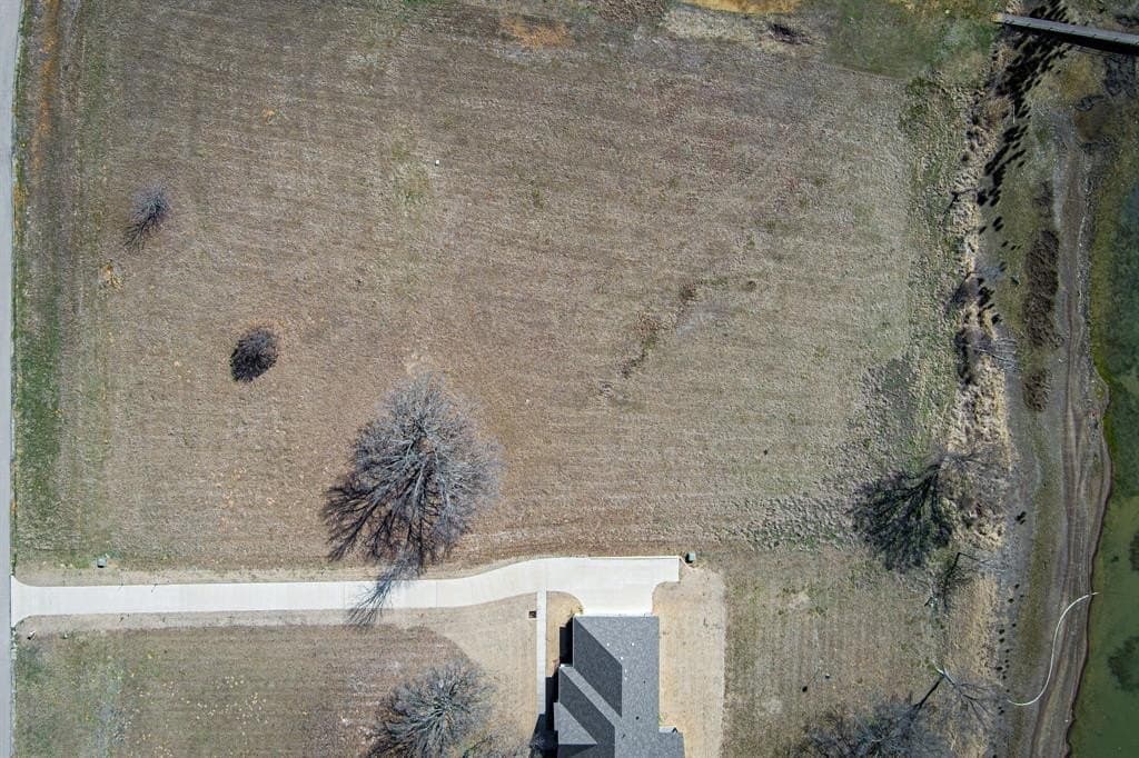 1.05 acres in Navarro County - photo 10