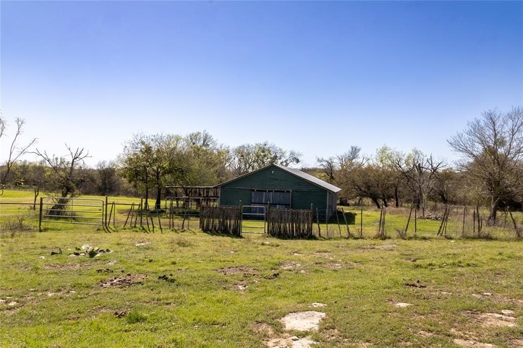 10 acres in Erath County - photo 39