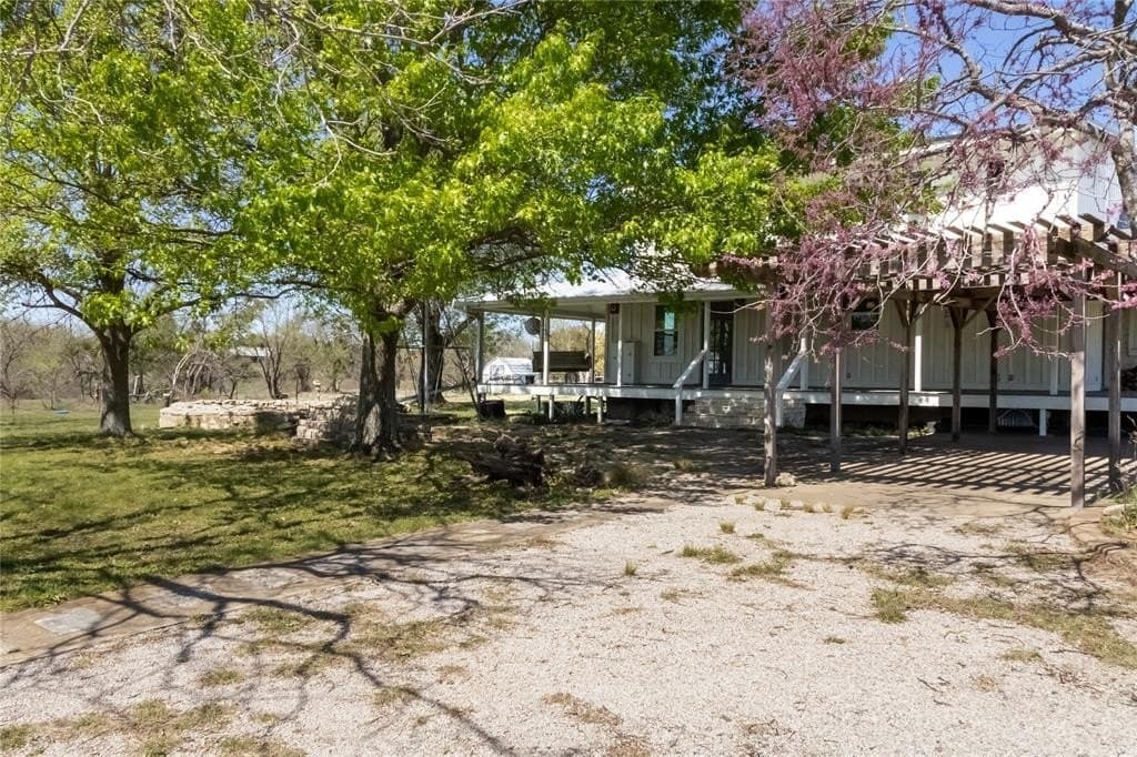 10 acres in Erath County - photo 7