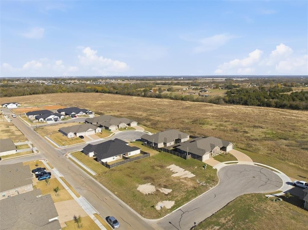 0.3 acres in McLennan County - photo 7