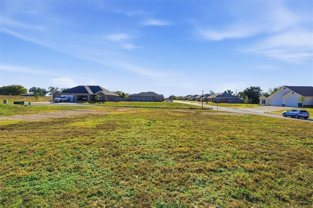 0.3 acres in McLennan County - photo 12