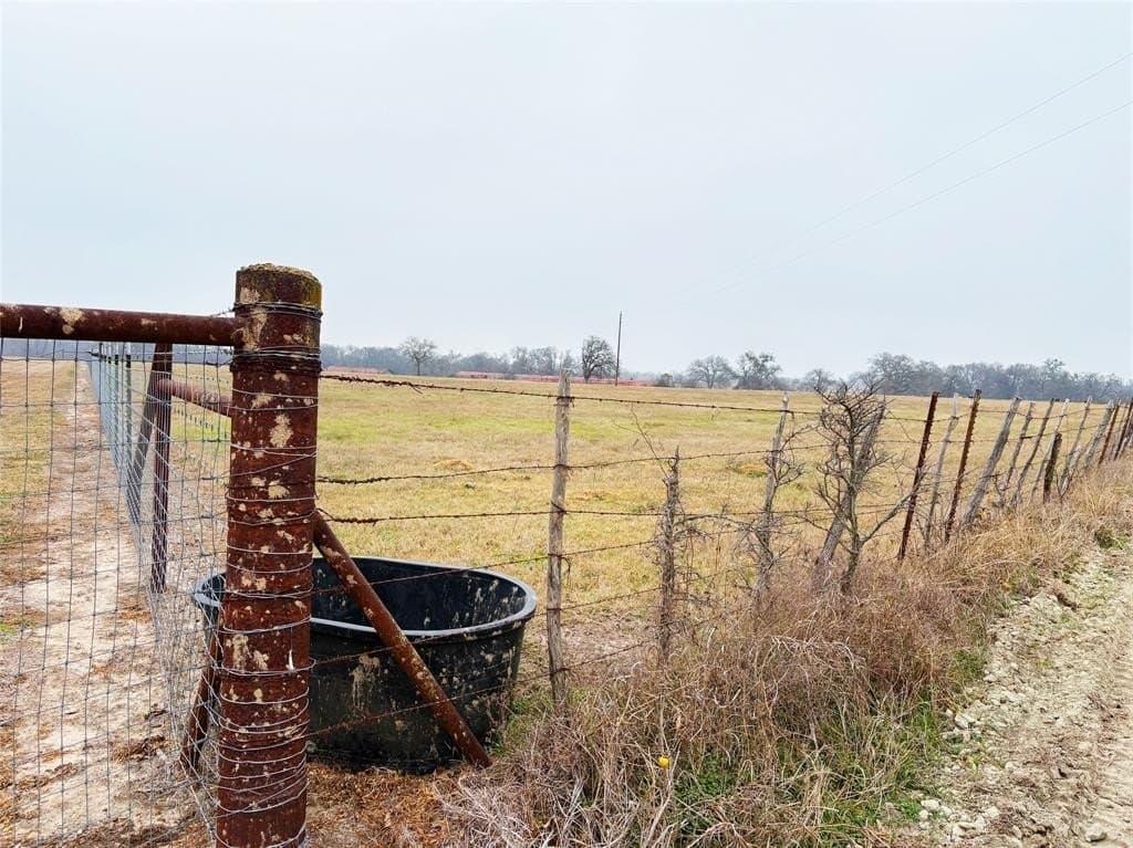 12.37 acres in Falls County - photo 3