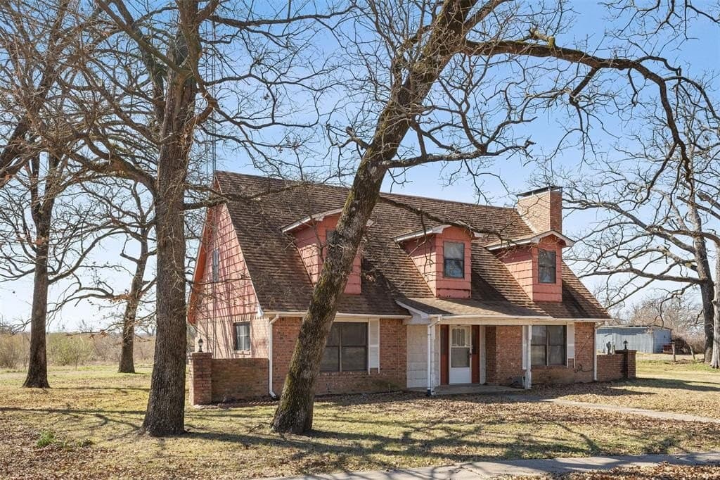 10 acres in Hopkins County - photo 2