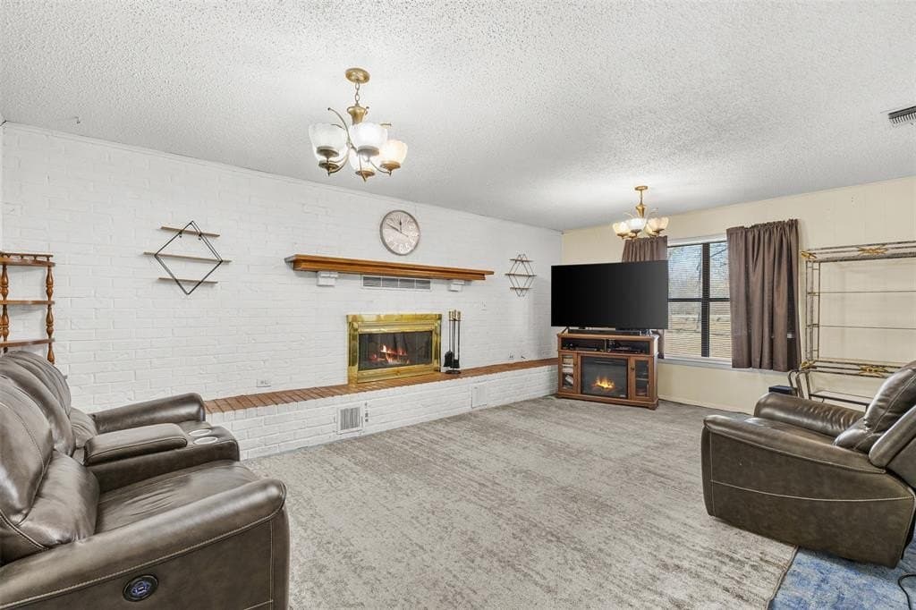 10 acres in Hopkins County - photo 5