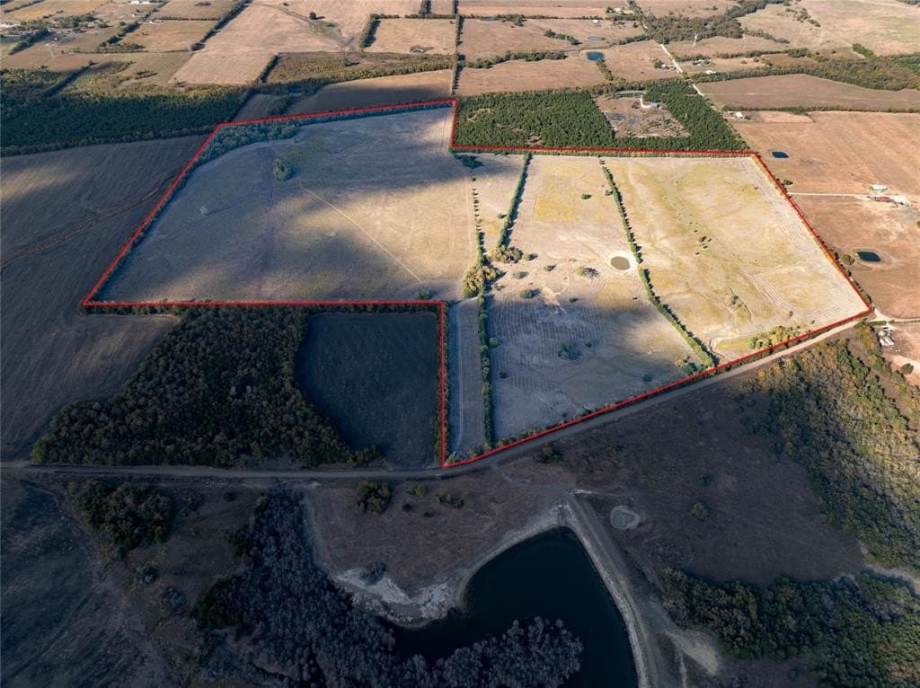 150.9 acres in Lamar County - photo 2
