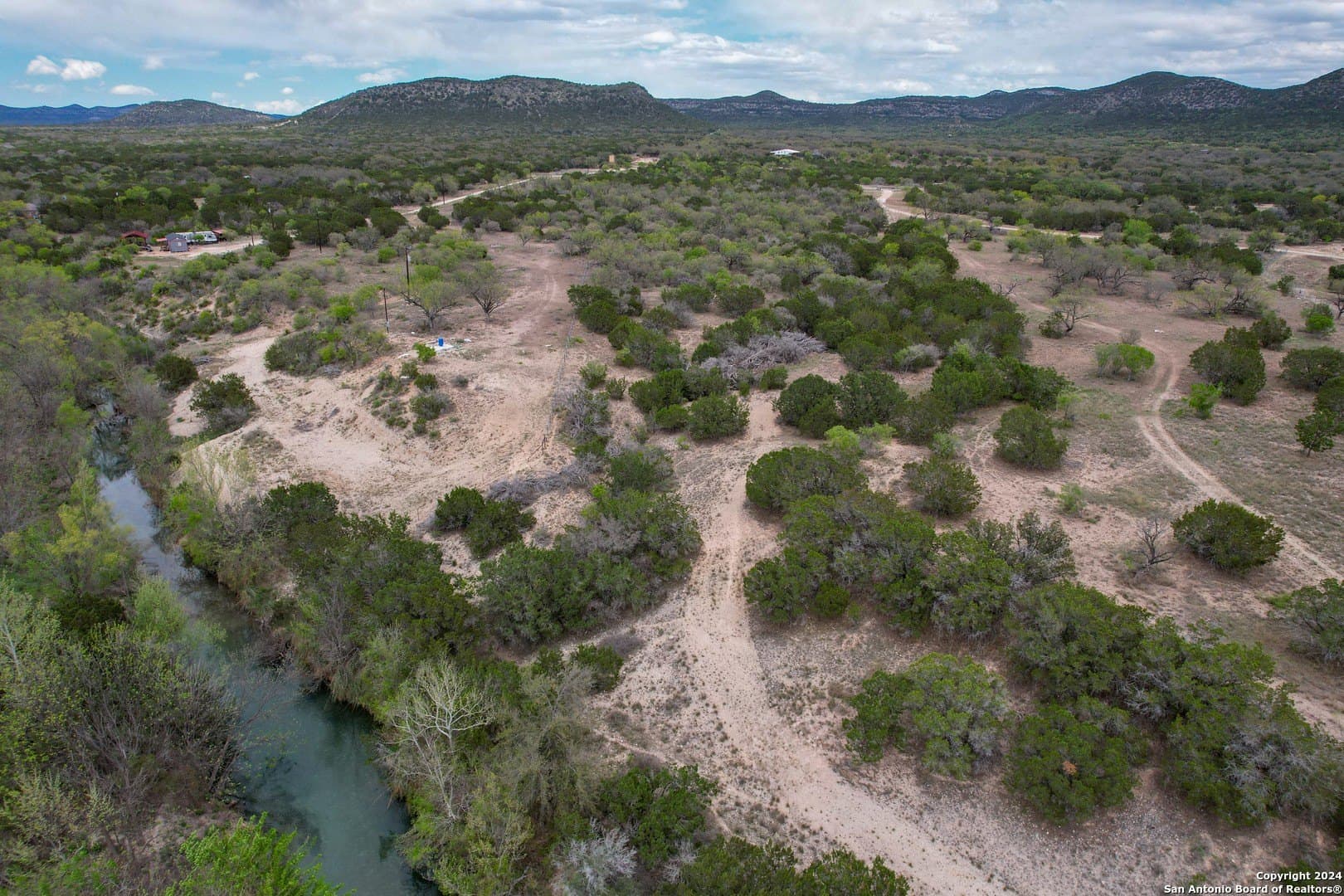 16.87 acres in Uvalde County - photo 11