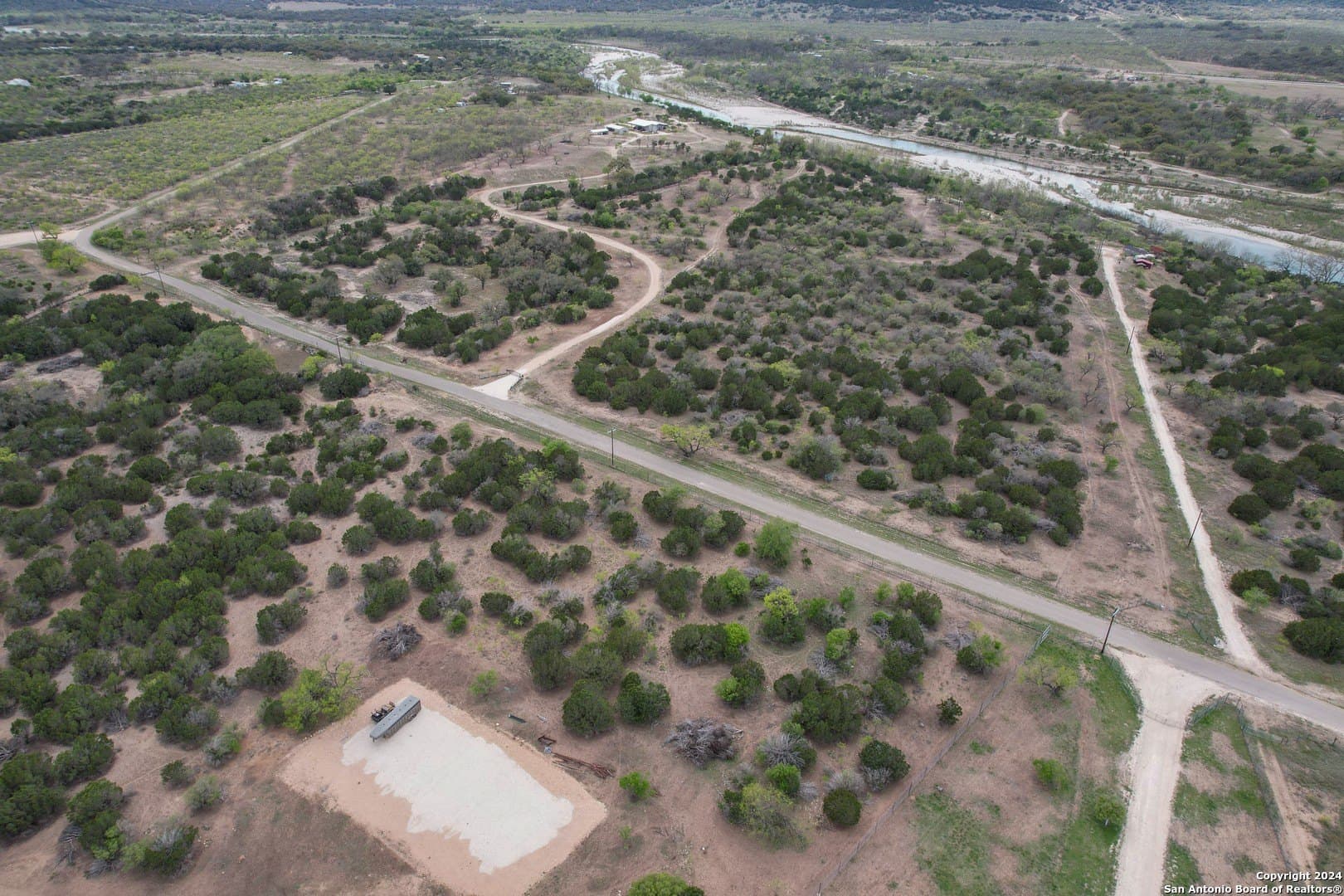 16.87 acres in Uvalde County - photo 9