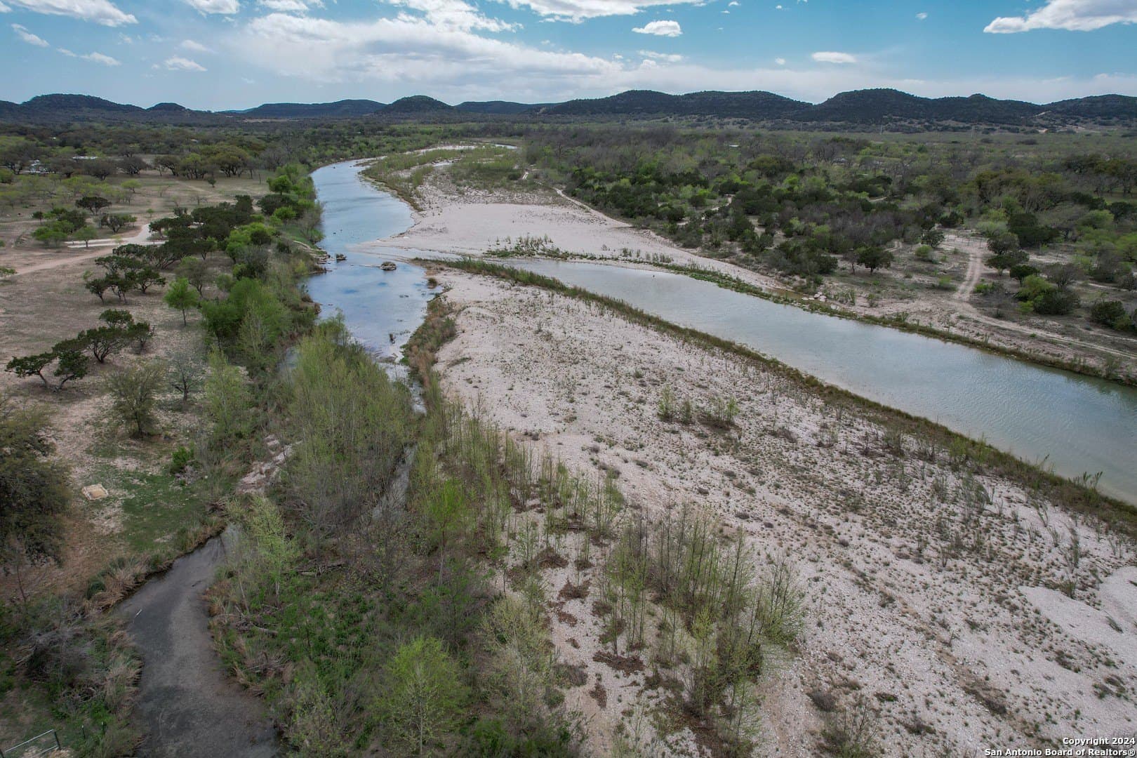 16.87 acres in Uvalde County - photo 7