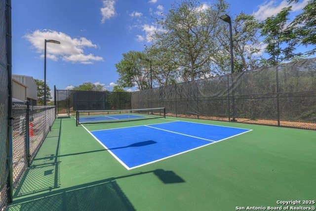 11 acres in Comal County - photo 4