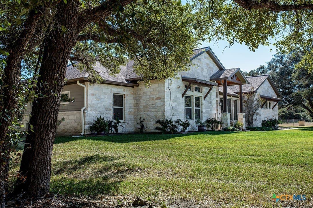 20 acres in Victoria County - photo 4