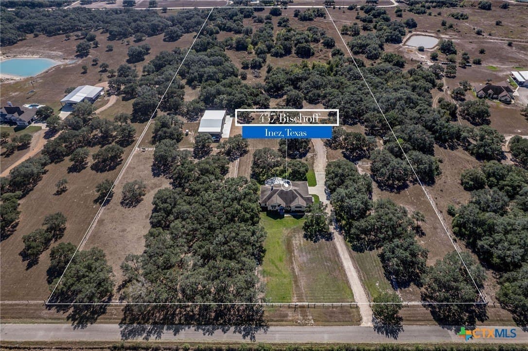 20 acres in Victoria County - photo 47