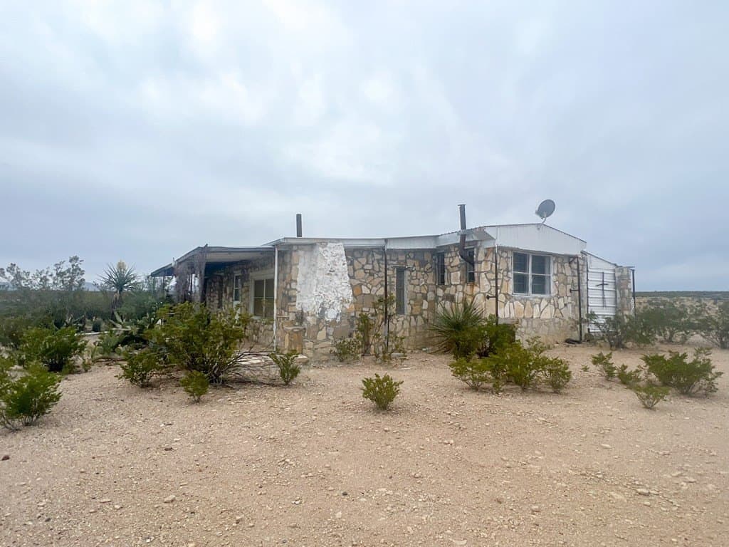 165.83 acres in Brewster County - photo 27