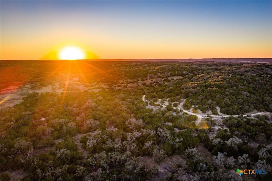42 acres in Gillespie County - photo 23