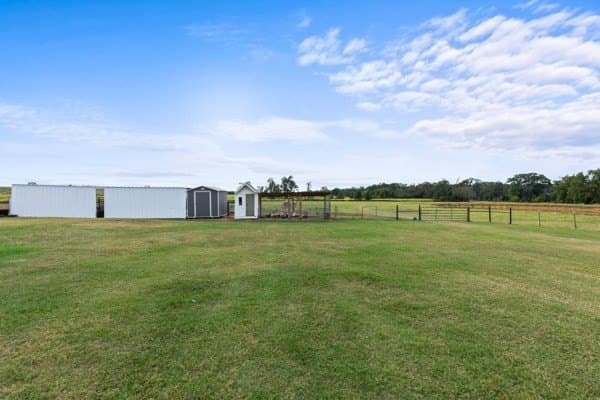 10 acres in Anderson County - photo 6