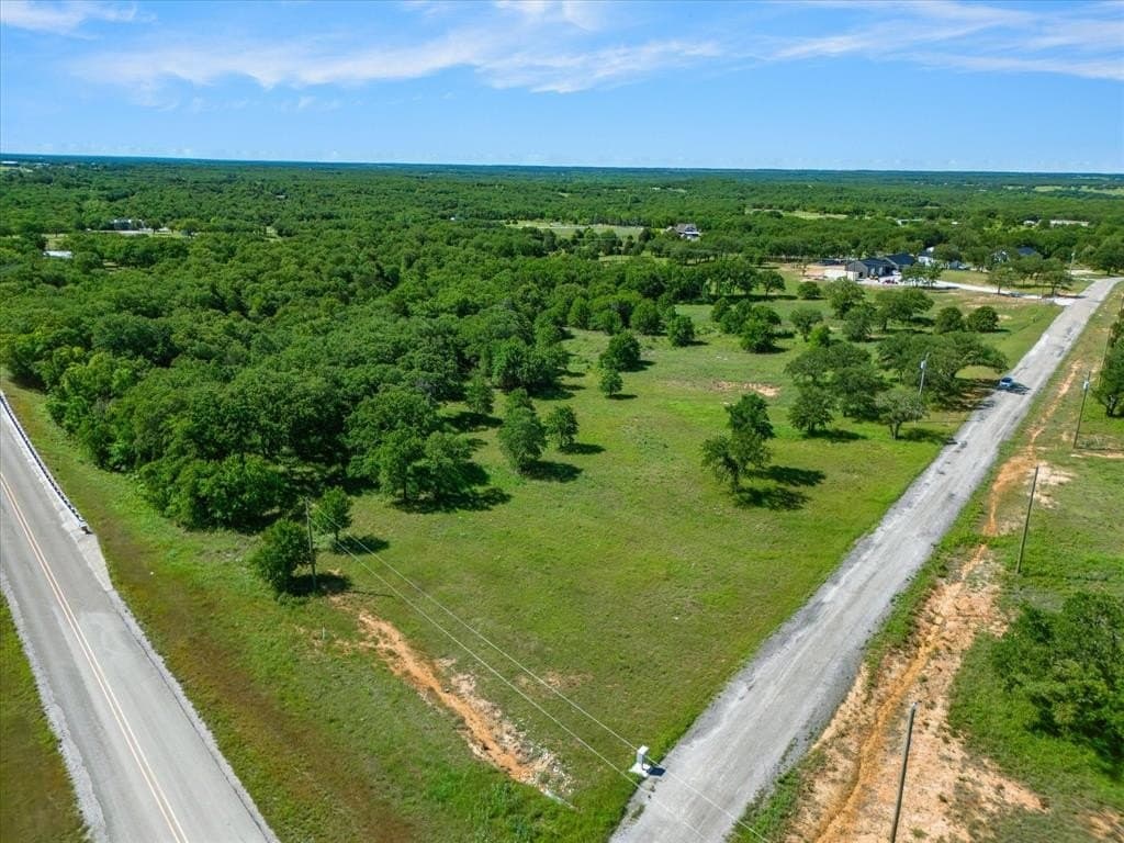 5.61 acres in Montague County - photo 12