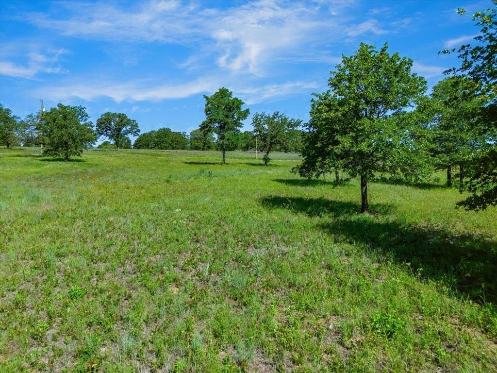 5.61 acres in Montague County - photo 20
