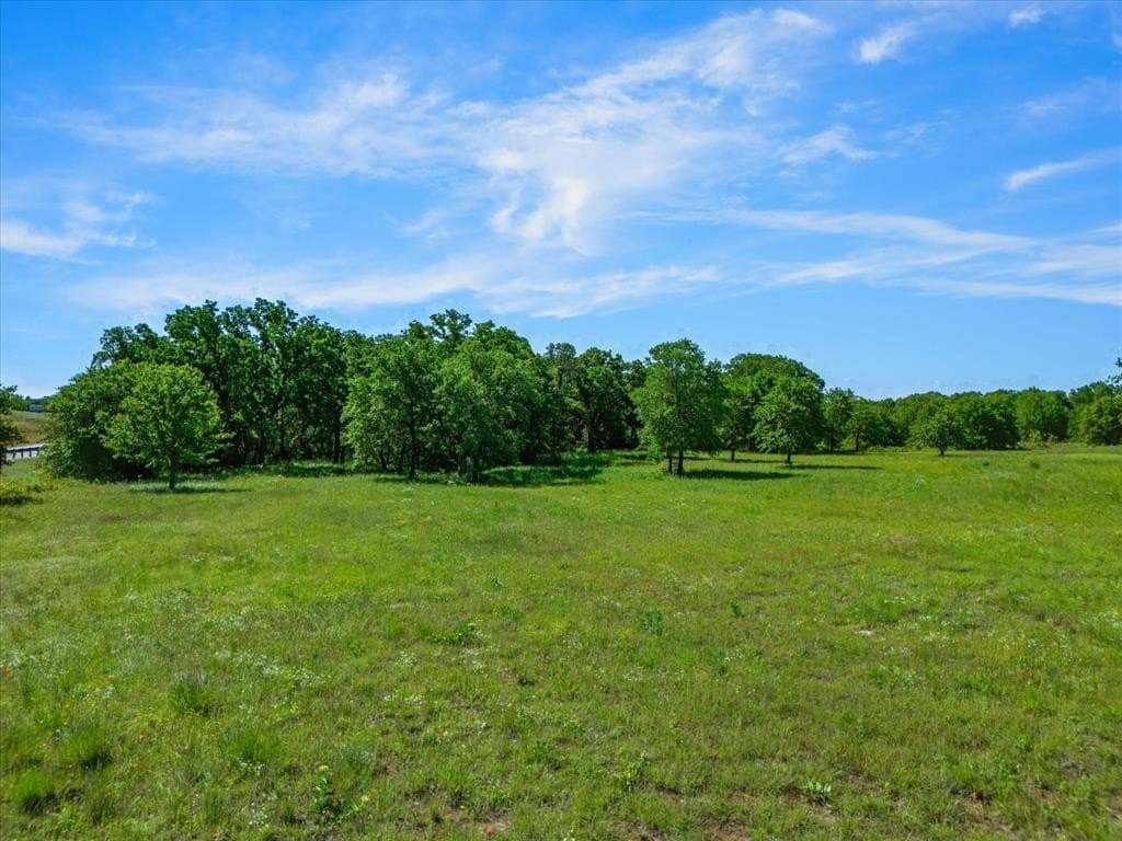 5.61 acres in Montague County - photo 9