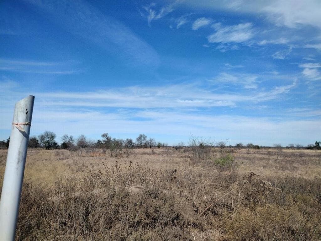 5.01 acres in Van Zandt County - photo 8